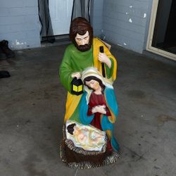 32 Inch Holy Family