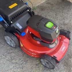 NEW Toro Mower 22 Inch Self-Propelled 60 V Do
