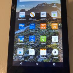 A5 Amazon Kindle Fire HD 6 PW98VM Black 4th Generation 6" Display 8GB RAM Tablet tested and works if interested please pick up at the corner of mystic