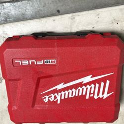 Milwaukee Case And Handle 