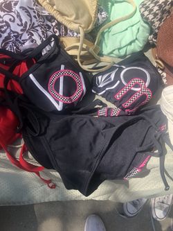 Small bathing suits , traje de baño de mujer