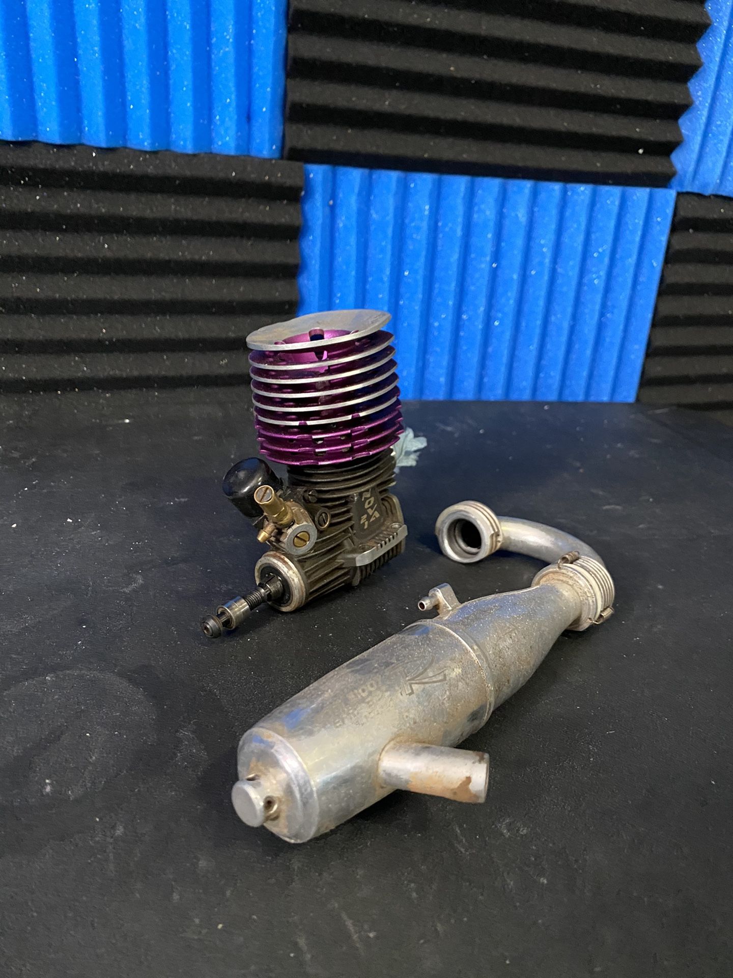 Novarossi nitro engine