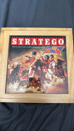 Stratego classic wooden box edition game