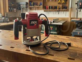 Skil Model 1810 1-3/4 HP Fixed-Base Router! Works great