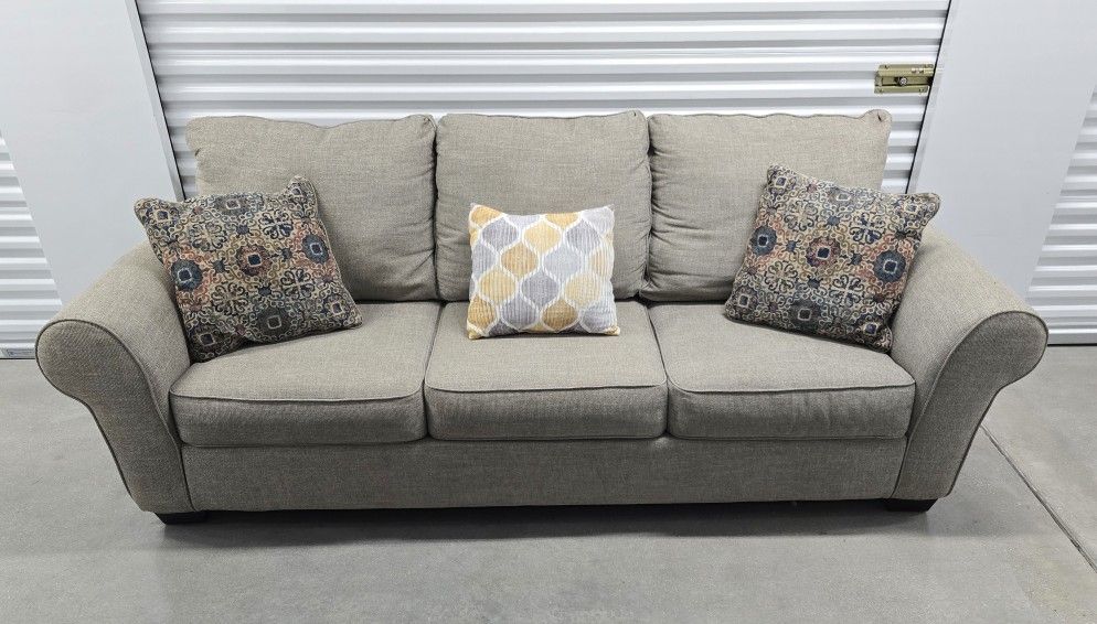 Ashley Sleeper Sofa 🔥FREE DELIVERY!!🔥