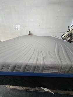 SLEEP BETTER WITH OURπ₯ TEMPUR-PEDIC MATTRESS β PREMIUM COMFORT FOR LESS! π₯
