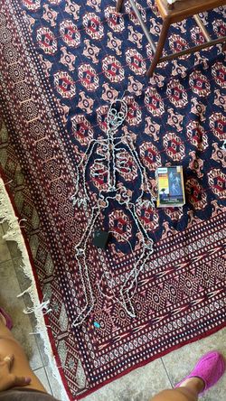 Halloween skeleton decor