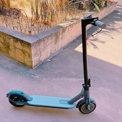 Electric Scooter, 350W/500W, 8.5"/10" Tires, 12/21/28 Miles Range, 16/19/22Mph, Folding E-Scooter with Dual Braking Original price $450 sale for $250 