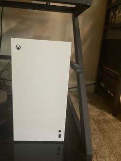 1Tb Xbox Series X W/extra controller OBO