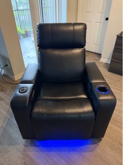 Member's Mark Ashton Home Theater Power Recliner - Black