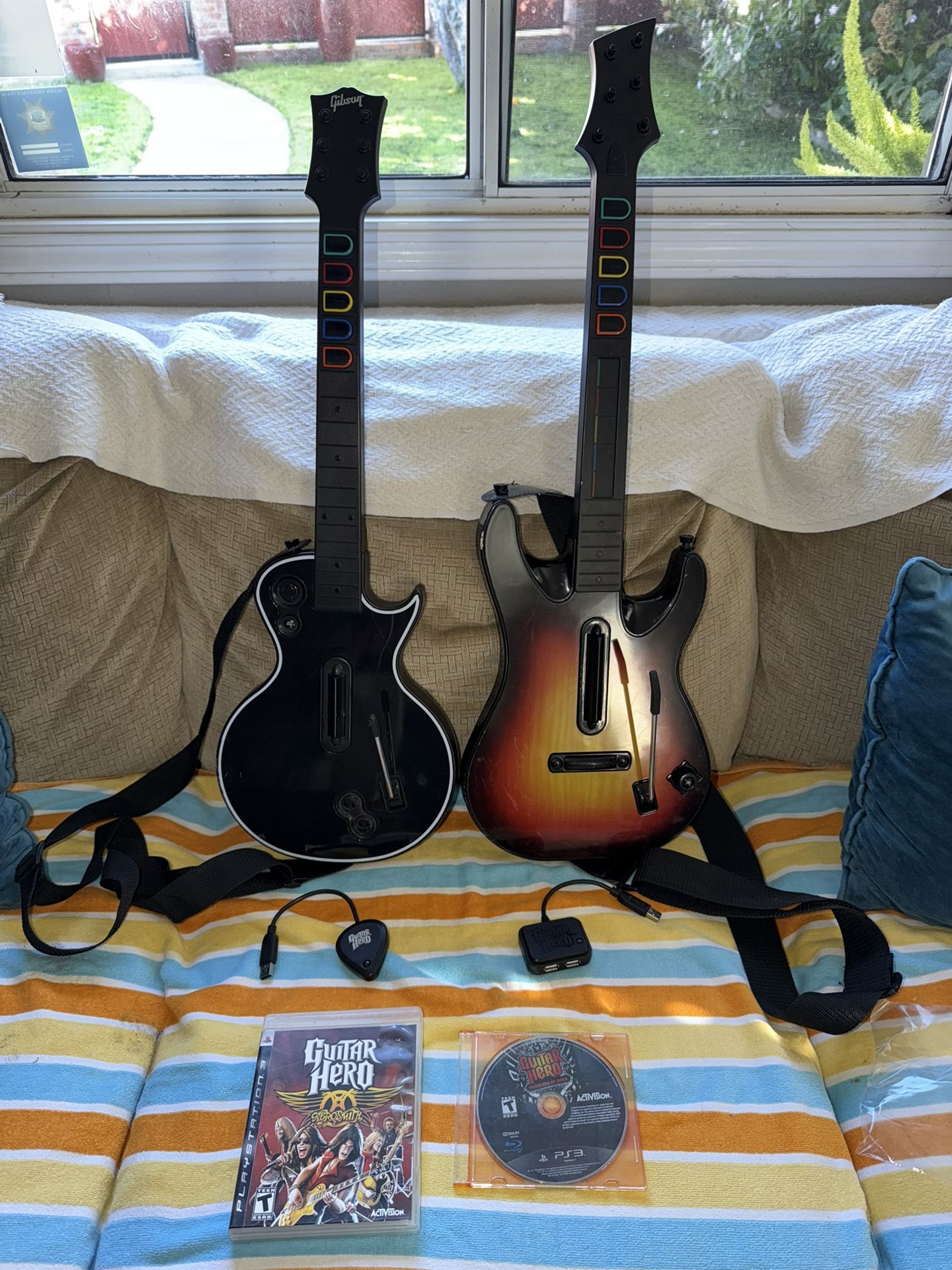 Guitar Hero Guitar Bundle For PS3