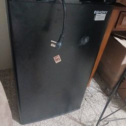 Dorm room fridge