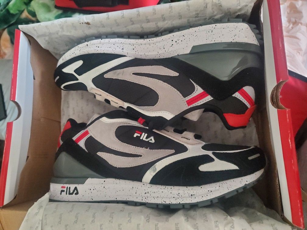 Fila Mens Size 12