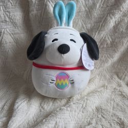 Peanuts Snoppy Easter Squishmellow