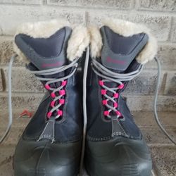 Columbia Winter Boots Youth Size 7, Women's Size 8/8.5