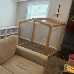 Wooden Frame Playhouse 