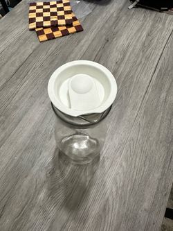 Glass jug