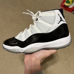 Size 10 - Air Jordan 11 Retro Concord (2018)