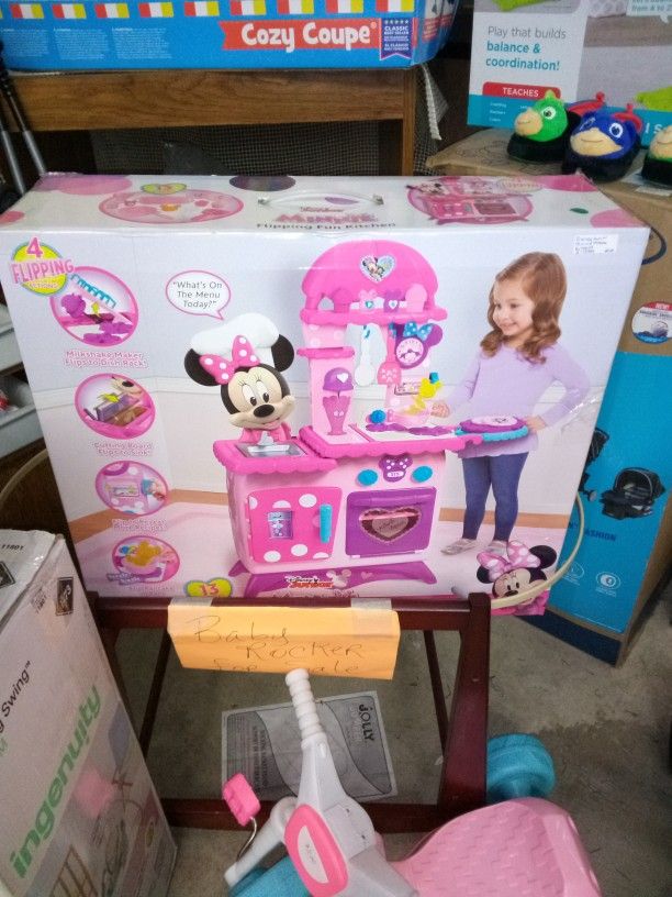 Minnie flipping fun best sale kitchen