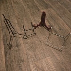 Vintage Assorted Easel's 