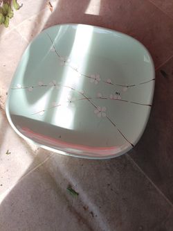 Assorted Kitchen Dishes Lot – Platter, Plate, Glass Bowl & Clay Bowls