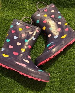 Rain boots kid size 5y used no box