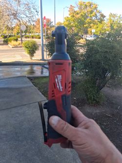 Milwaukee  3/8 Ratchet