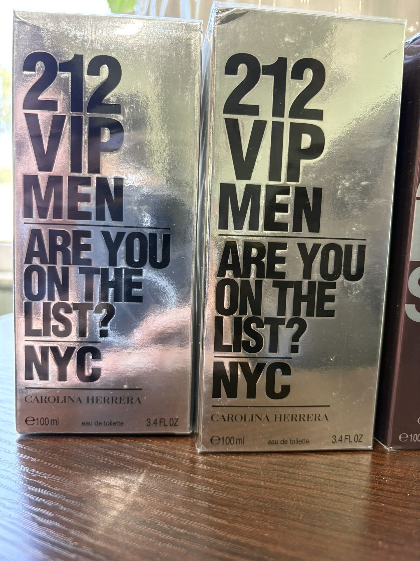 Carolina Herrera 212 VIP Men Perfume