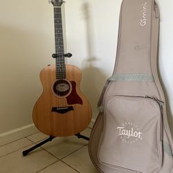Taylor GS Mini Guitar