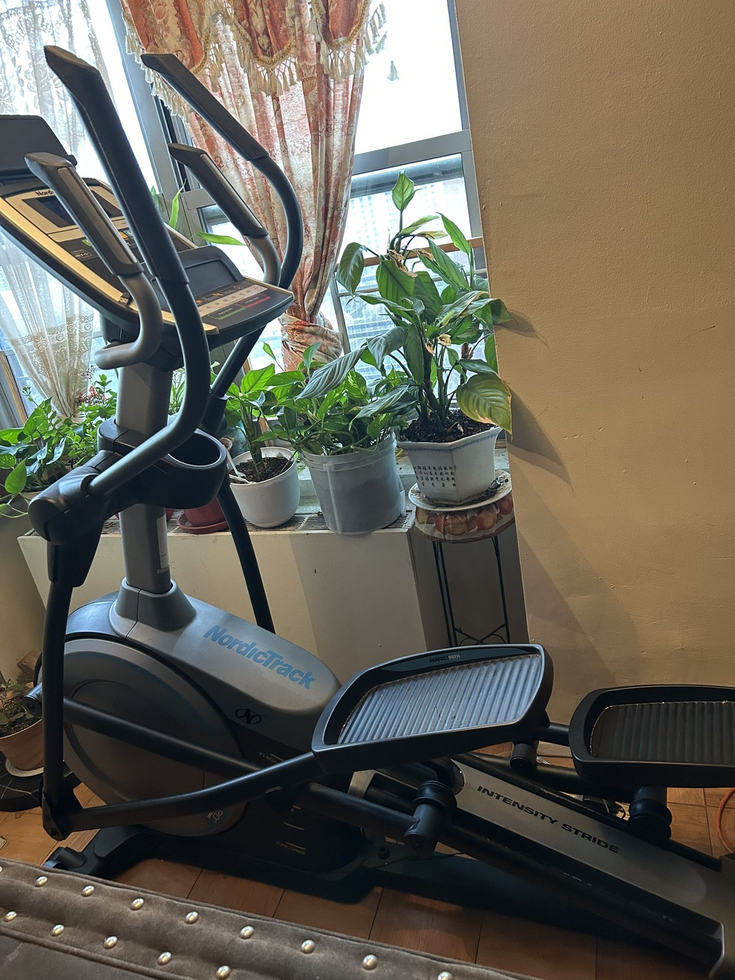 Nordic track Elliptical