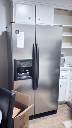 Selling fridge