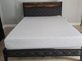 FREE Queen Size Firm Memory Foam Mattress