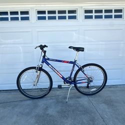 Schwinn Sidewinder Mountain Bike - 17" Frame