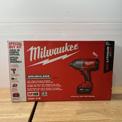 Milwaukee Brushless 1/2 in. High Torque Impact Wrench with Battery