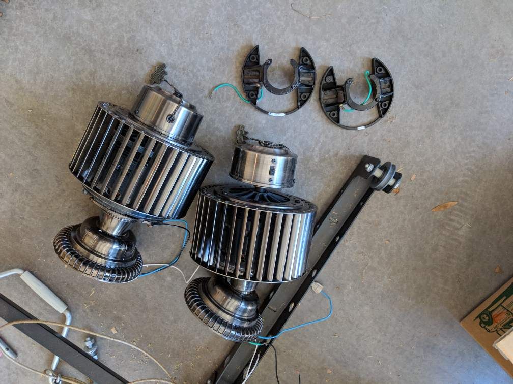 Fanimation Louvre ceiling fan