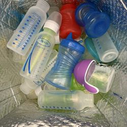 FREE BABY BOTTLES AND SIPPY CUPS