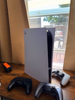 PlayStation 5 disc edition bundle