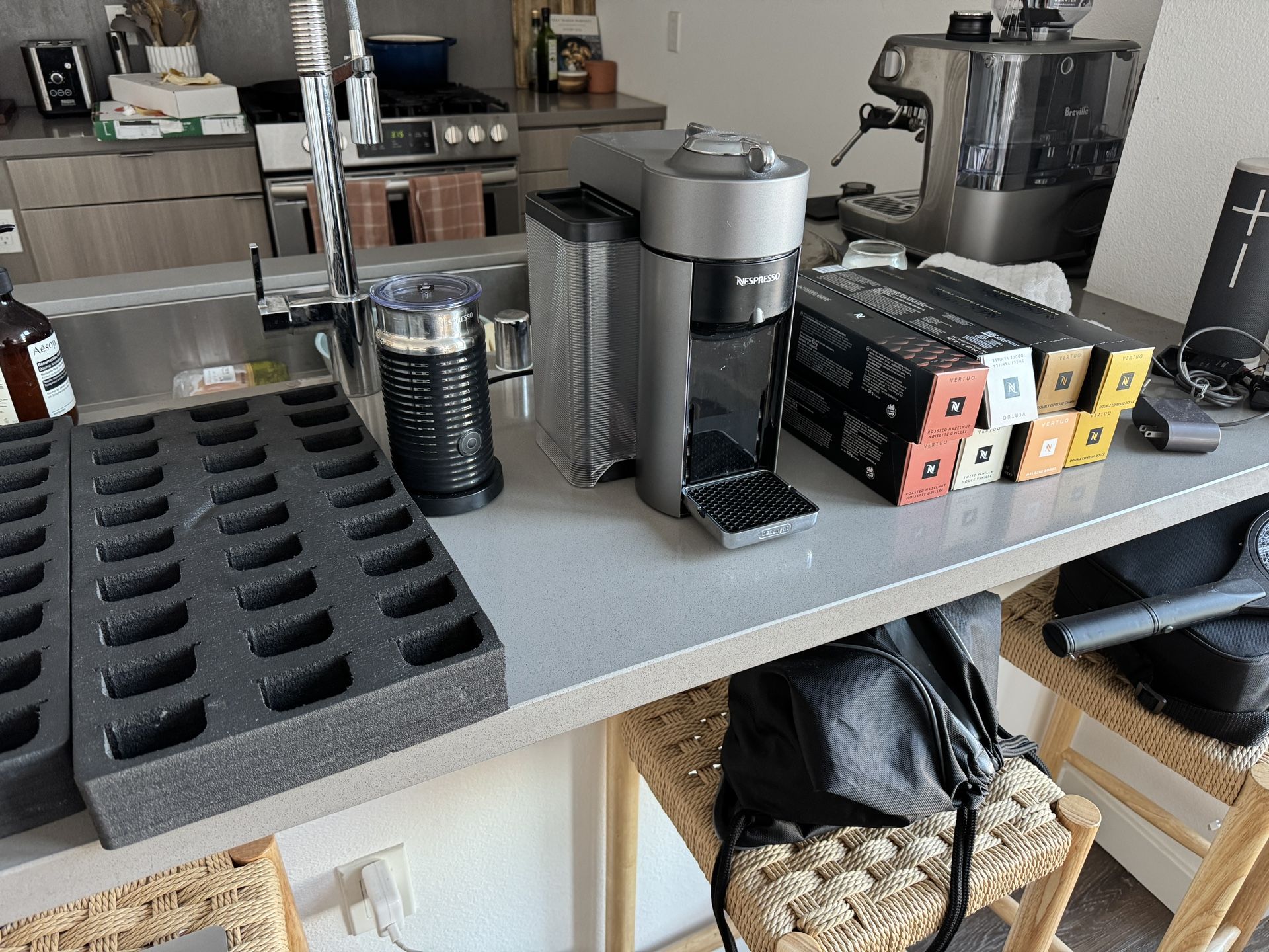 Nespresso DeLonghi VertuoLine Evoluo Coffee Maker and Espresso