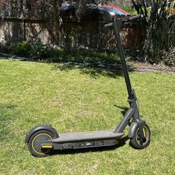 Segway Ninebot G30P Max Electric Scooter