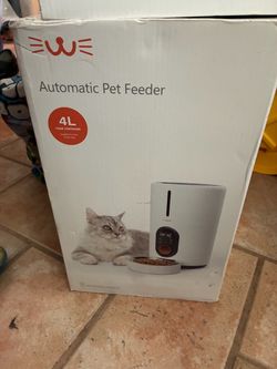 Automatic Pet Feeder 4L
