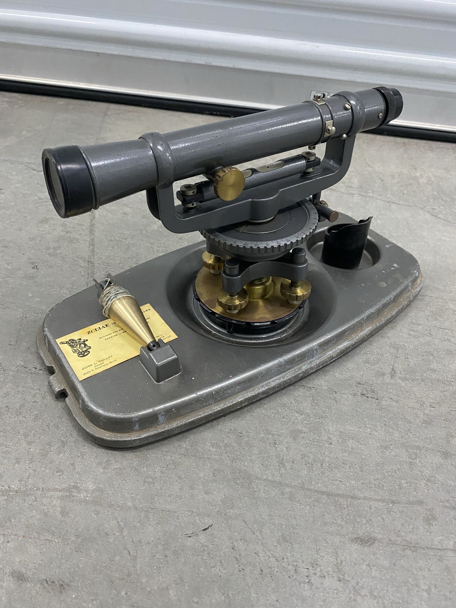 Engineers Transit Level