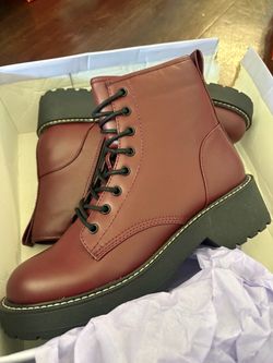 Madden girl burgundy boots size 9