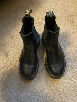 Dr Marten Platform boots