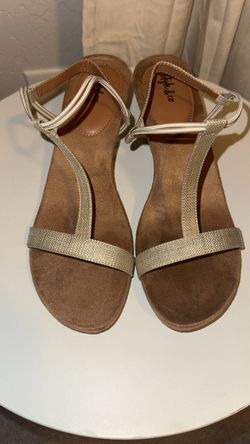 Style & CO Milan sandals size 11