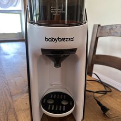 Baby Brezza (White)
