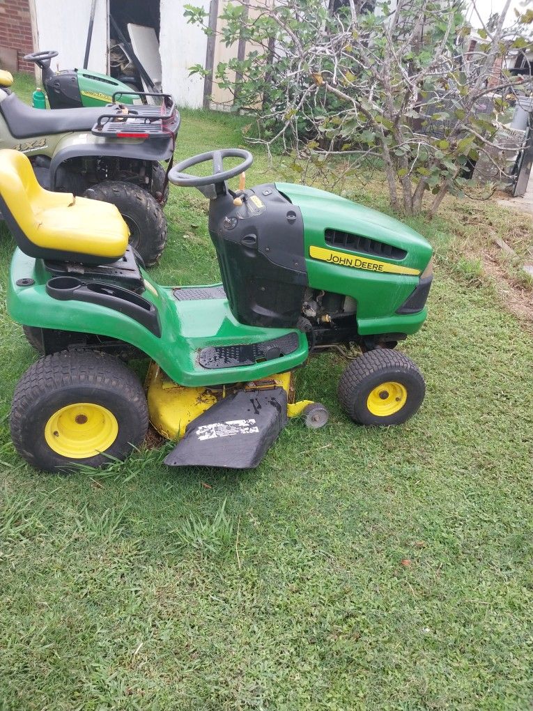 John Deere Tractor Para Cesped