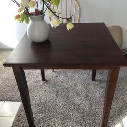 Gorgeous Wood Walnut Dining Table