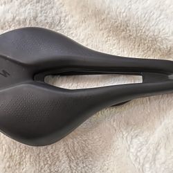 Specialized Body Geometry power Expert Bike Saddle 143mm. Titanium rails.