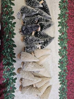 Christmas Tree Decorations 5 Trees Fof $2