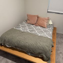 Platform Bed 